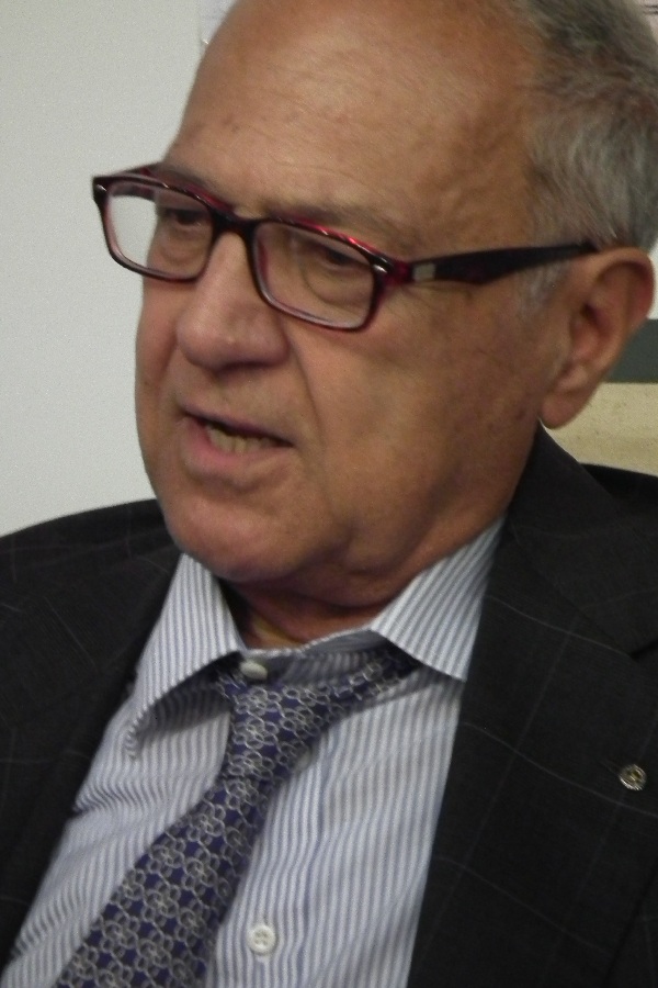 دکتر طاهر صباحی